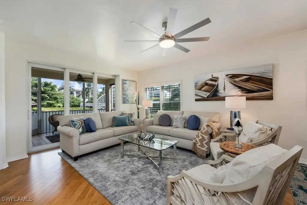 545 11th Avenue S Naples FL 34102