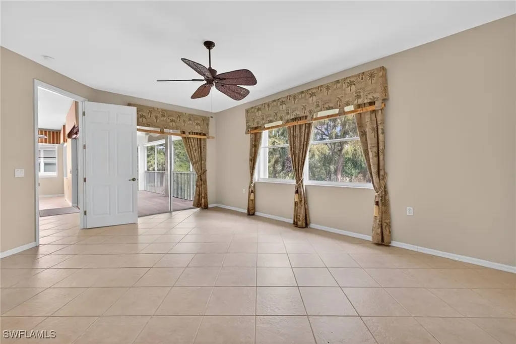 3962 Bishopwood Court W Naples FL 34114