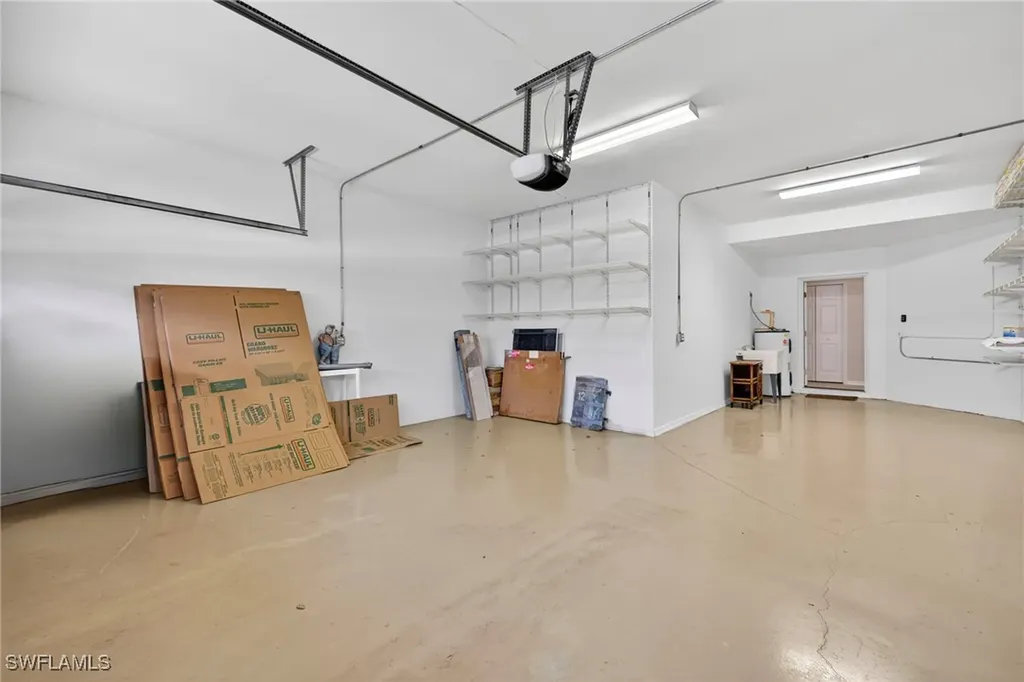 3962 Bishopwood Court W Naples FL 34114