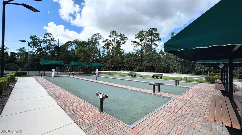 3962 Bishopwood Court W Naples FL 34114