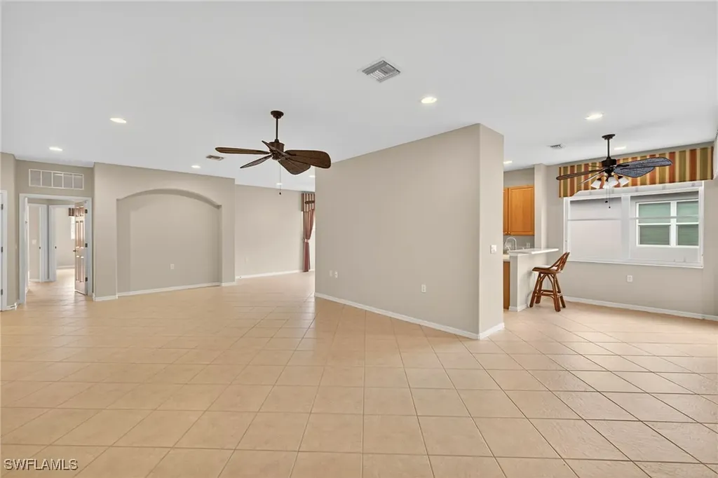3962 Bishopwood Court W Naples FL 34114