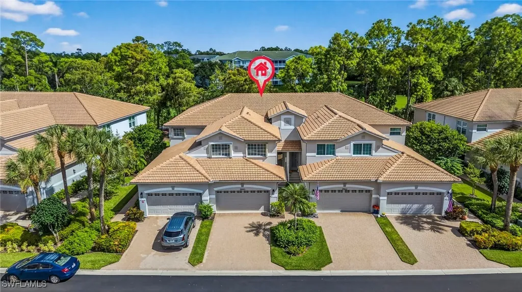 3962 Bishopwood Court W Naples FL 34114