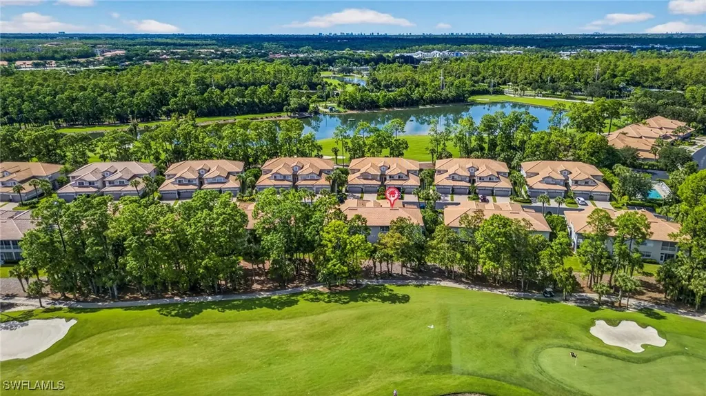 3962 Bishopwood Court W Naples FL 34114