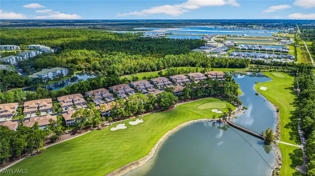 3962 Bishopwood Court W Naples FL 34114