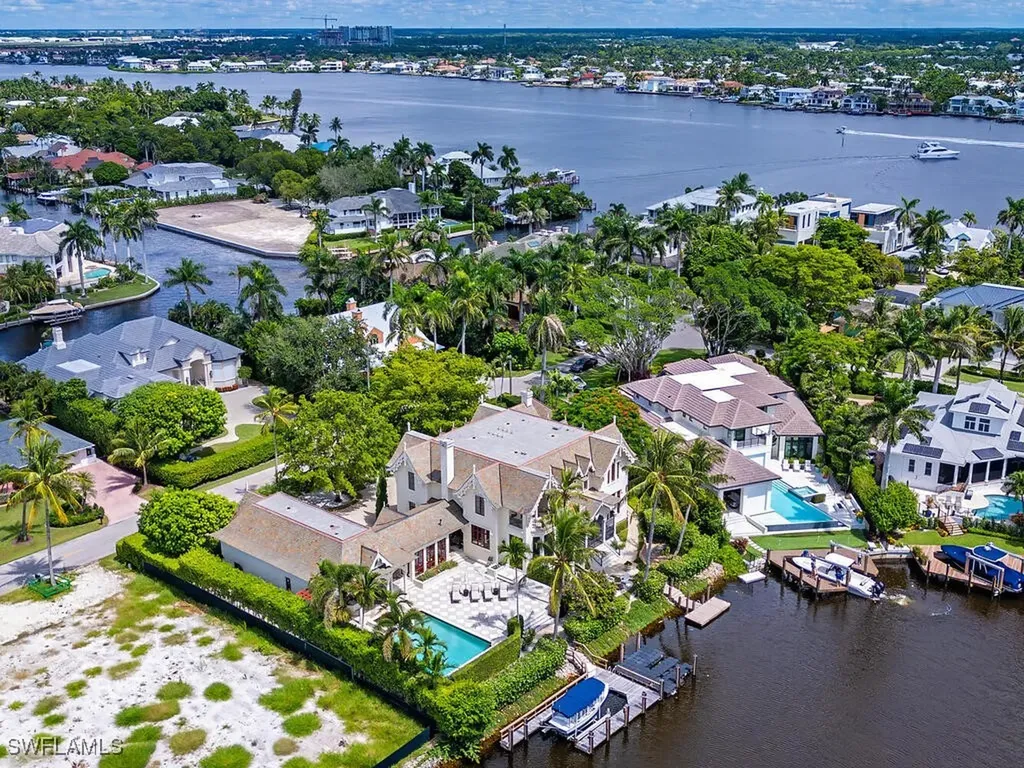 730 21st Avenue S Naples FL 34102