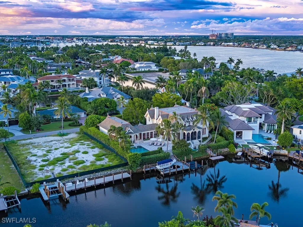 730 21st Avenue S Naples FL 34102