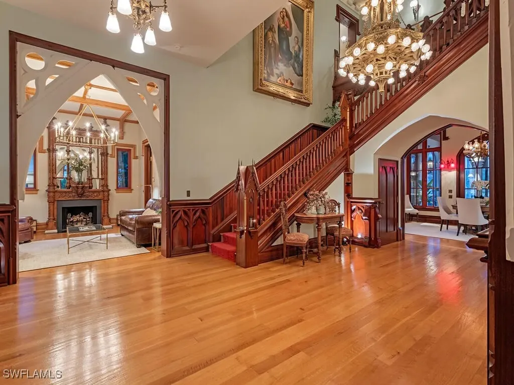 730 21st Avenue S Naples FL 34102