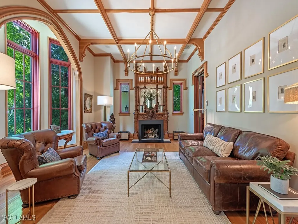 730 21st Avenue S Naples FL 34102