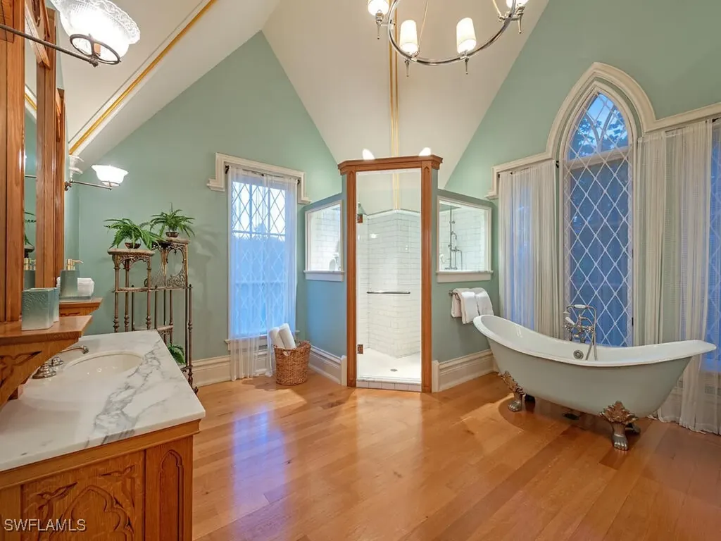 730 21st Avenue S Naples FL 34102