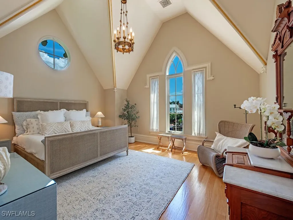 730 21st Avenue S Naples FL 34102