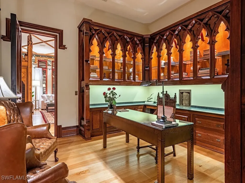 730 21st Avenue S Naples FL 34102