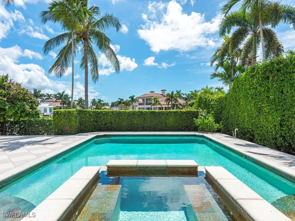 730 21st Avenue S Naples FL 34102