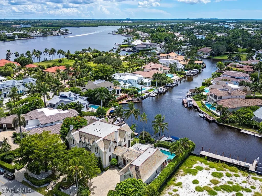 730 21st Avenue S Naples FL 34102