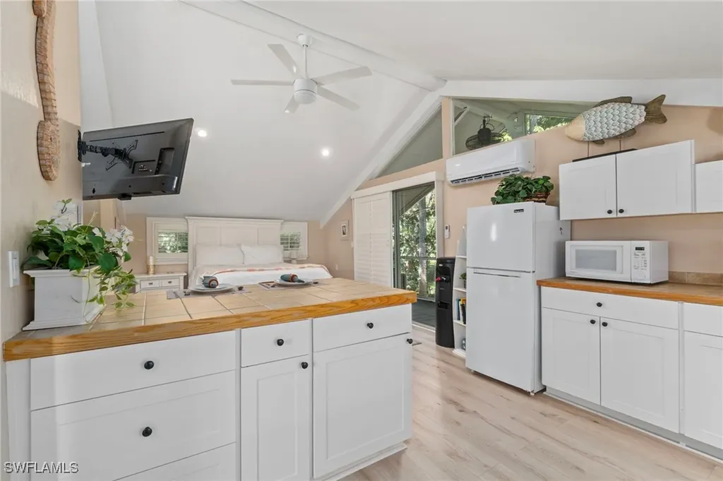 11747/749 Dean Street Bonita Springs FL 34135