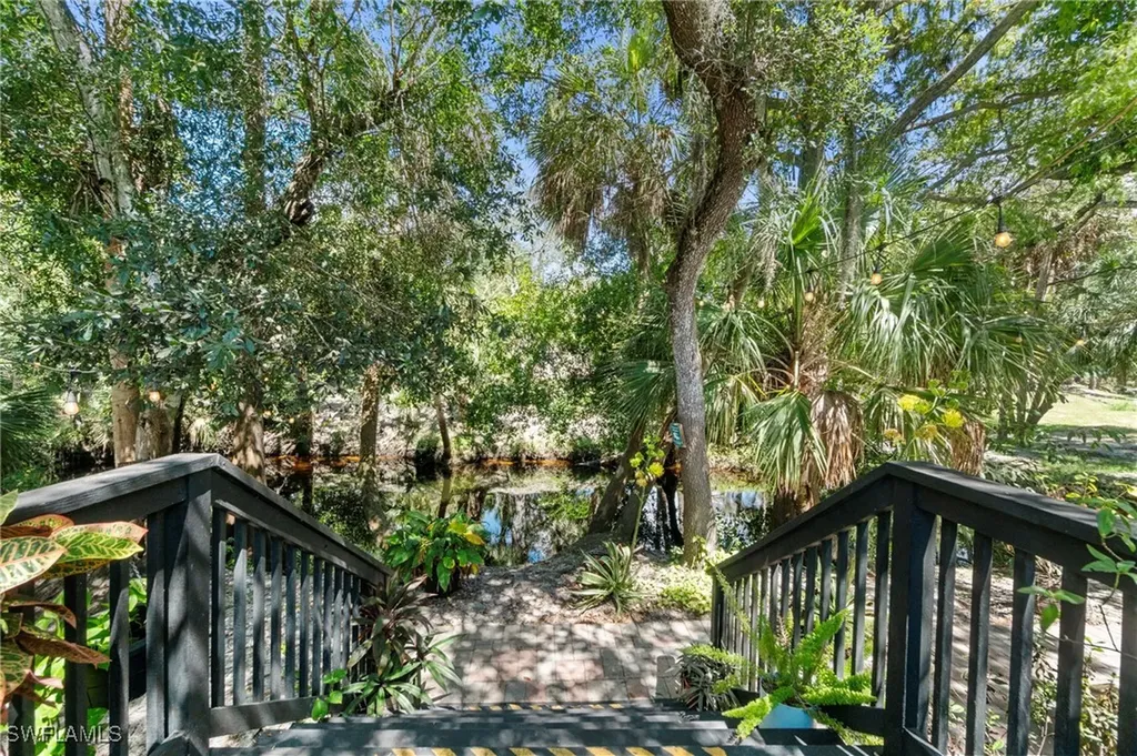 11747/749 Dean Street Bonita Springs FL 34135