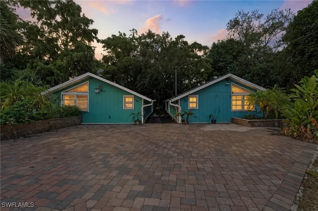 11747/749 Dean Street Bonita Springs FL 34135