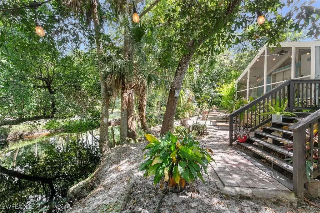 11747/749 Dean Street Bonita Springs FL 34135
