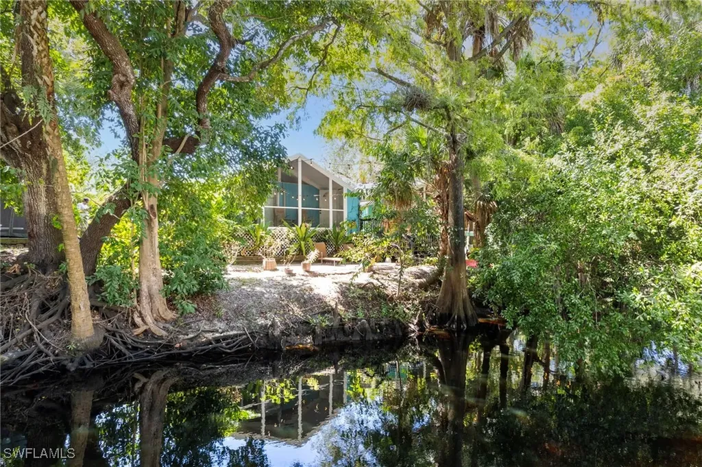 11747/749 Dean Street Bonita Springs FL 34135