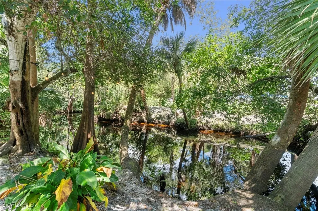 11747/749 Dean Street Bonita Springs FL 34135