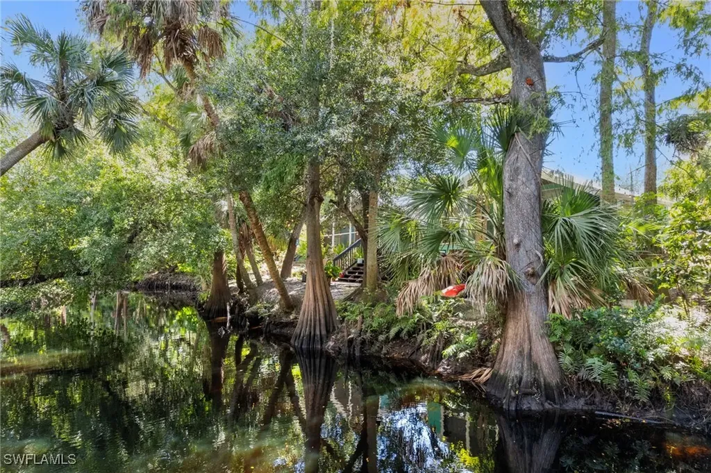 11747/749 Dean Street Bonita Springs FL 34135