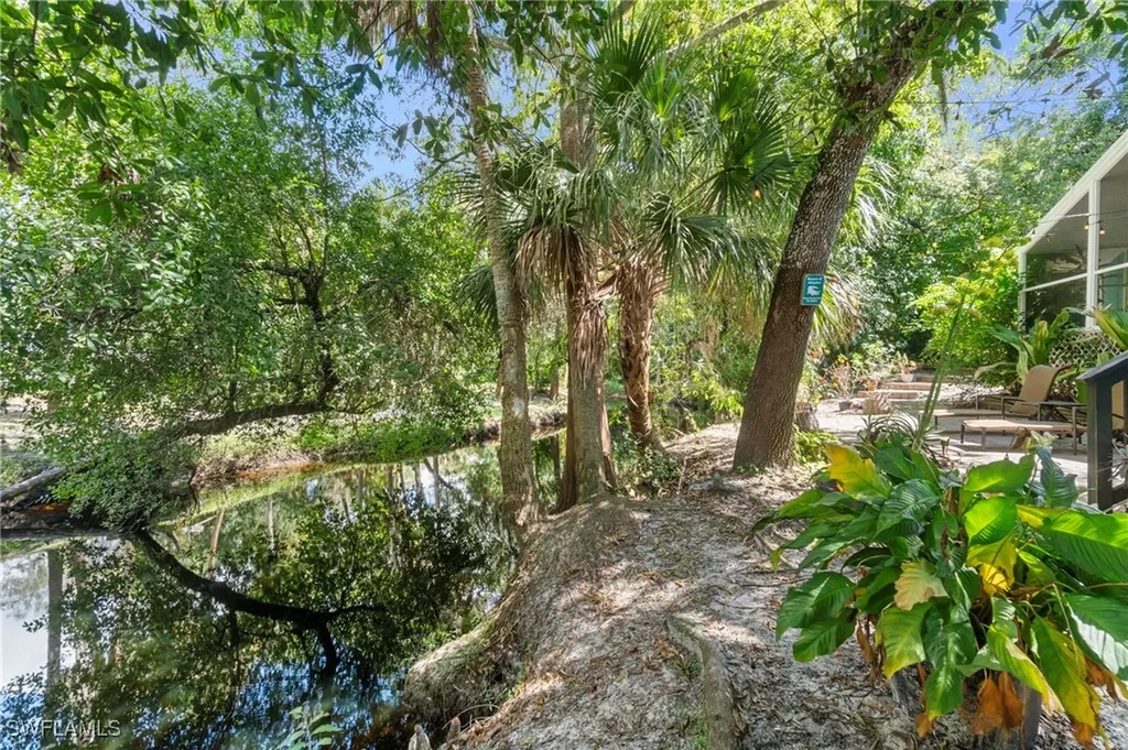 11747/749 Dean Street Bonita Springs FL 34135