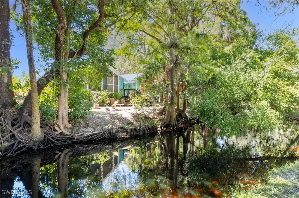 11747/749 Dean Street Bonita Springs FL 34135