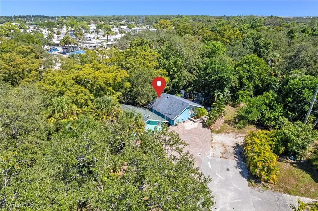 11747/749 Dean Street Bonita Springs FL 34135