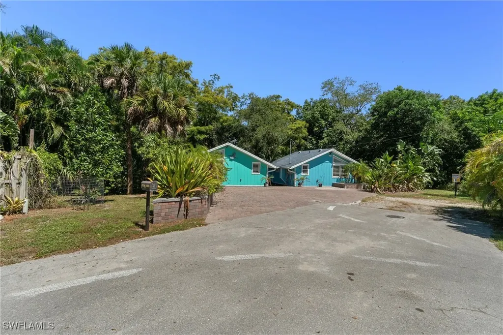 11747/749 Dean Street Bonita Springs FL 34135
