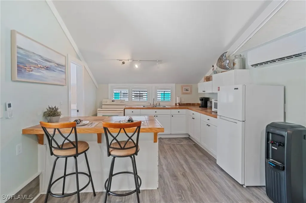 11747/749 Dean Street Bonita Springs FL 34135