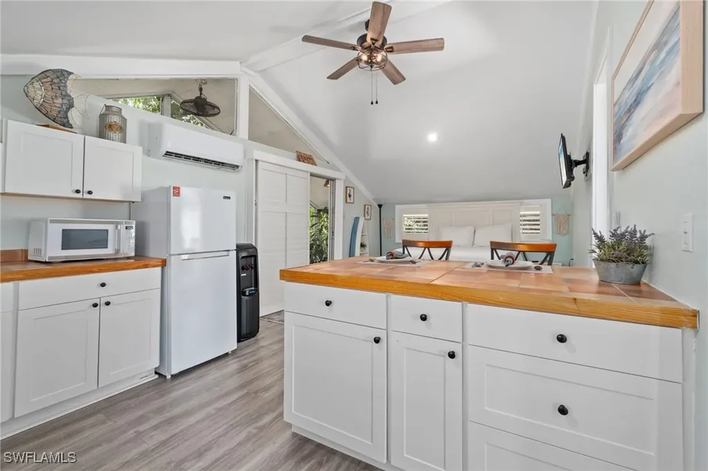 11747/749 Dean Street Bonita Springs FL 34135
