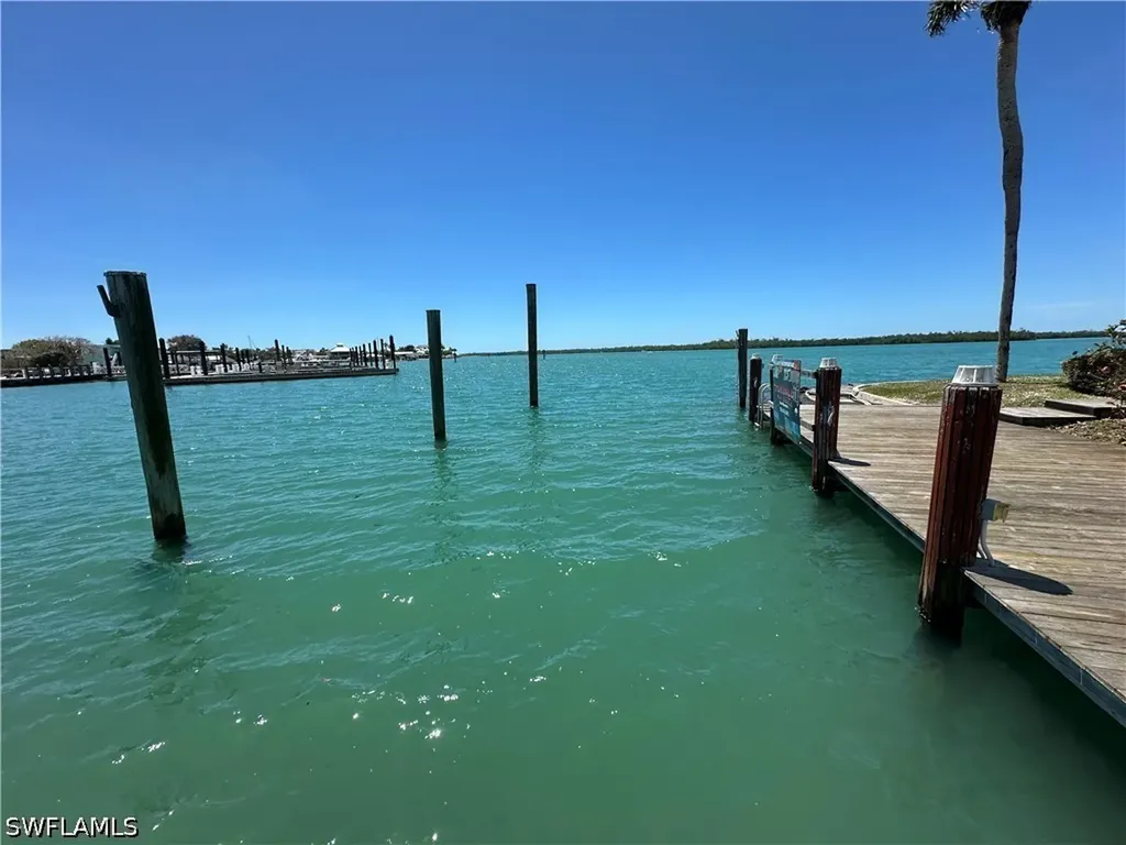 410 Cristobal Street Naples FL 34113