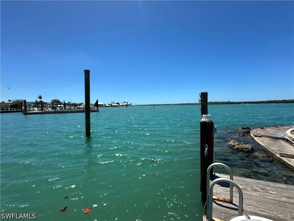 410 Cristobal Street Naples FL 34113