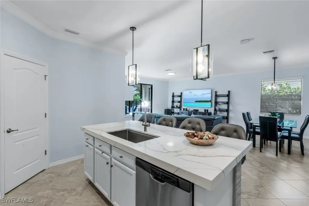 9445 Glenforest Drive Naples FL 34120
