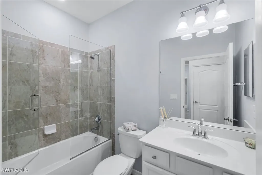 9445 Glenforest Drive Naples FL 34120