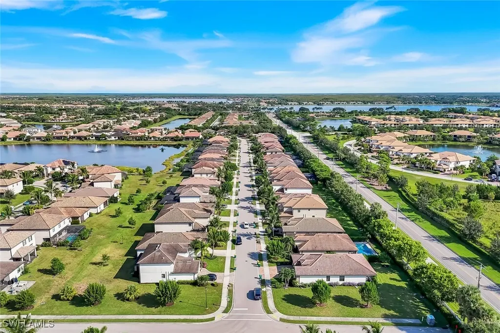 9445 Glenforest Drive Naples FL 34120