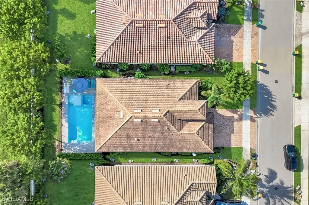 9445 Glenforest Drive Naples FL 34120