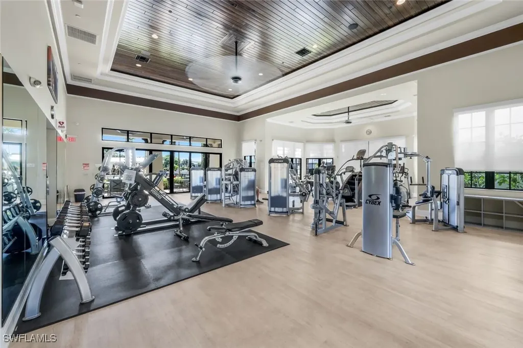 9445 Glenforest Drive Naples FL 34120