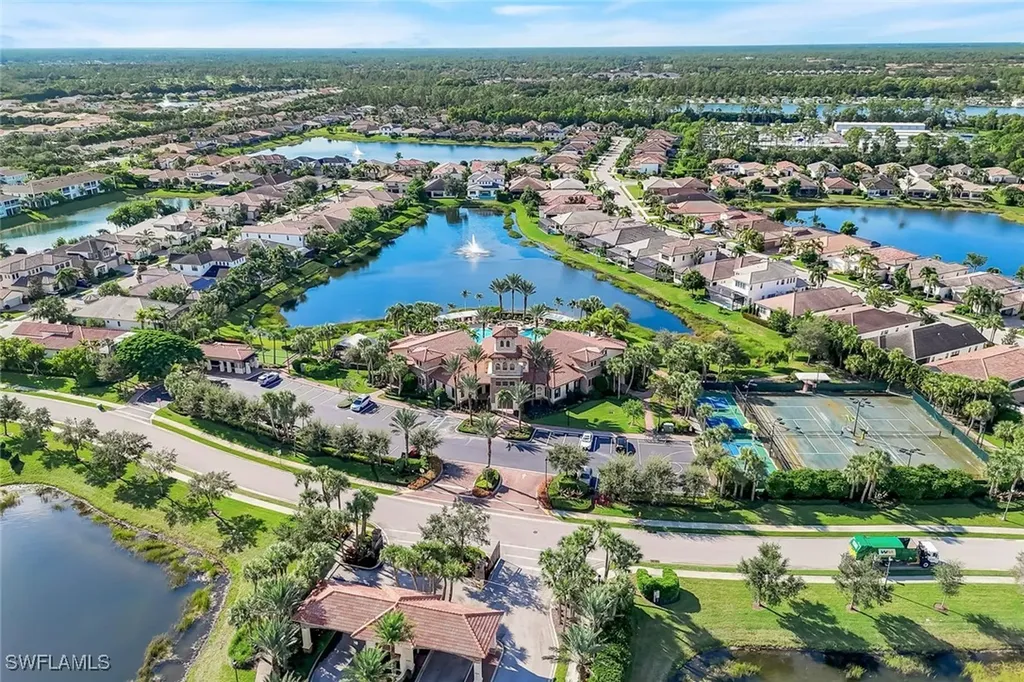 9445 Glenforest Drive Naples FL 34120