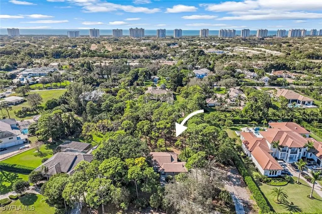 131 Cajeput Drive Naples FL 34108