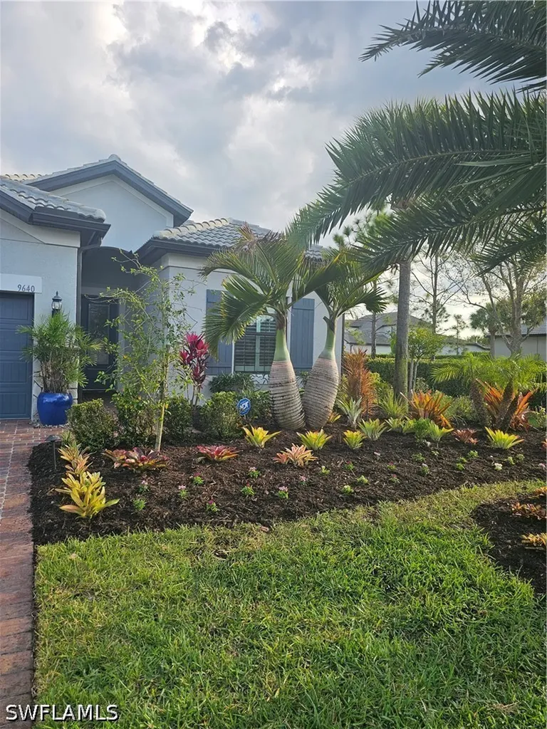 9640 Everglades Drive Naples FL 34120