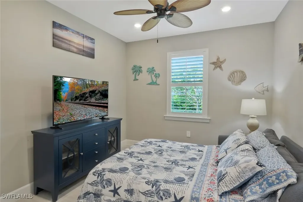 9640 Everglades Drive Naples FL 34120