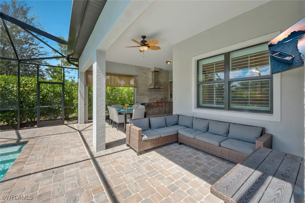 9640 Everglades Drive Naples FL 34120