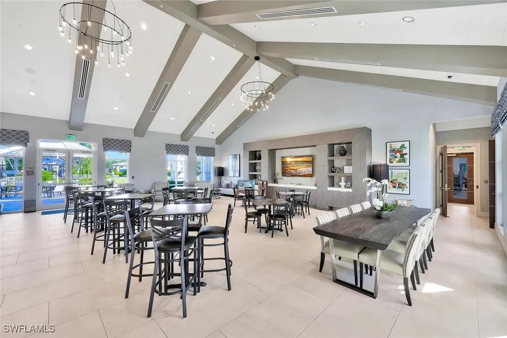 9640 Everglades Drive Naples FL 34120