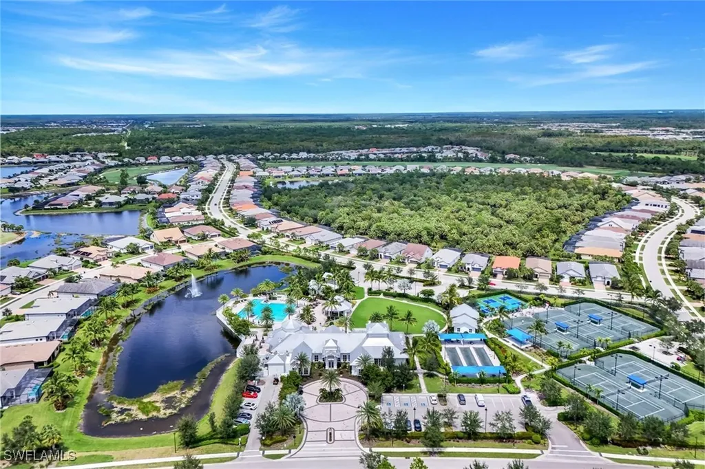 9640 Everglades Drive Naples FL 34120