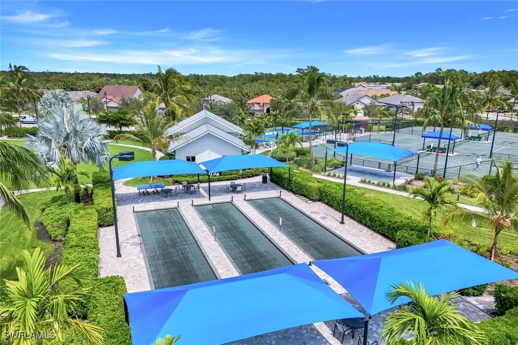 9640 Everglades Drive Naples FL 34120