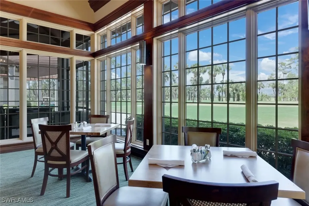 9640 Everglades Drive Naples FL 34120