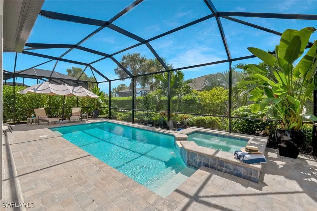 9640 Everglades Drive Naples FL 34120