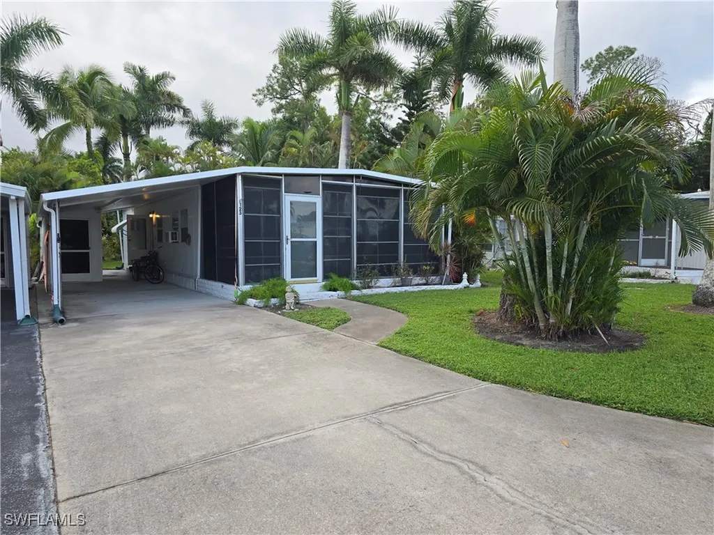 123 Enchanting Boulevard Naples FL 34112