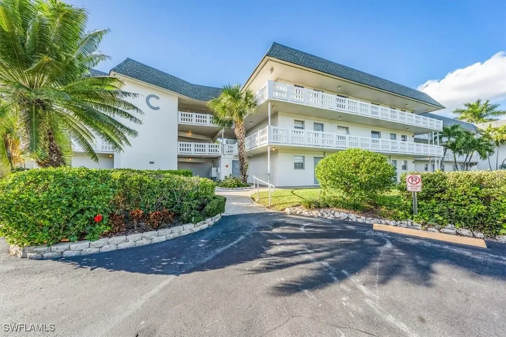 315 Saint Andrews Boulevard Naples FL 34113