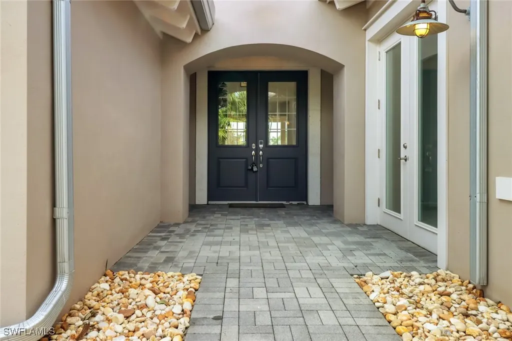 5054 Andros Drive Naples FL 34113